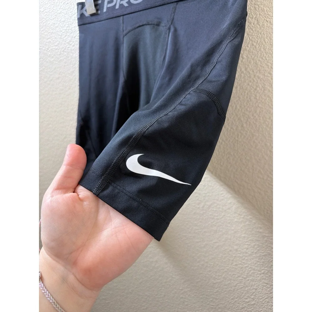 Boys Nike Pro Compression Shorts Size Large